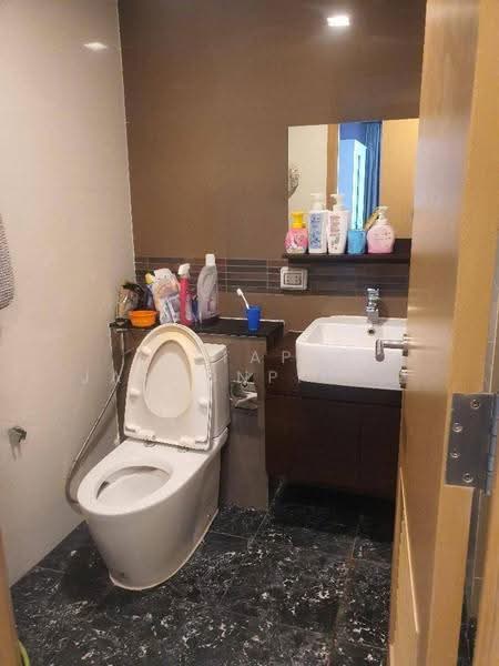 InterLux Premier Sukhumvit 13, bangkok, Soi Sukhumvit 13, Sukhumvit Road, Khlongtoei Nua, Watthana, Bangkok, 2 Bedrooms, 54 sqm, Condo For Sale, by Jettapat Jaroonpipatkun, 500586587 - DDproperty.com