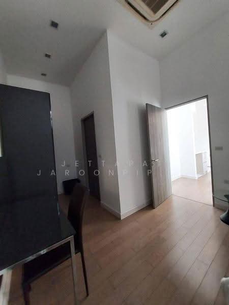 Trapezo Sukhumvit 16 : ทราเพโซ สุขุมวิท 16, กรุงเทพ, ซอยสุขุมวิท 16, คลองเตย, กรุงเทพ, 118 ตร.ม., คอนโด ให้เช่า, โดย Jettapat Jaroonpipatkun, 500586652 - DDproperty.com