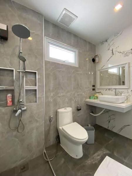 View Point Village, chon-buri, Pattaya City, Bang Lamung, Bang Lamung (Pattaya), Chon Buri (Pattaya), 5 Bedrooms, 90 sqm, Villa For Rent, by JaoBen Benjawan, 500586693 - DDproperty.com