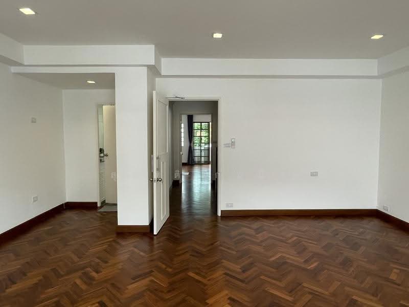 Rent Large Home Office Ekkamai 22, bangkok, Khlong Tan Nua, Watthana, Bangkok, , 450 sqm, Office Space For Rent, by Suchart Gambhir, 500586697 - DDproperty.com