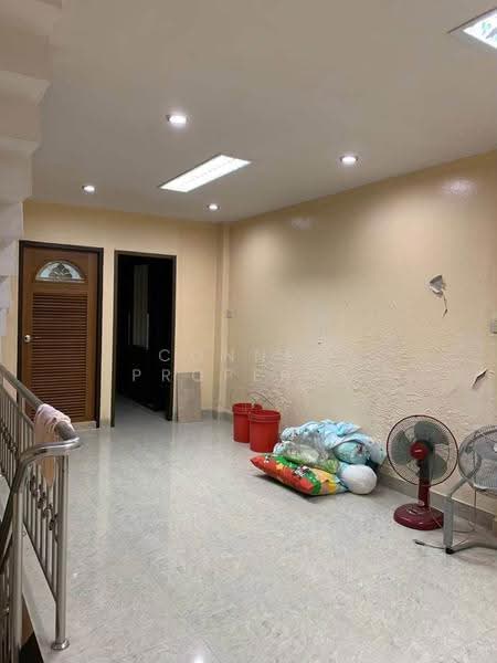 3.5-story commercial building near Talat Phlu, bangkok, -, Talat Plu, Thon Buri, Bangkok, , 250 sqm, Shophouse For Sale, by Connex Property, 500586731 - DDproperty.com