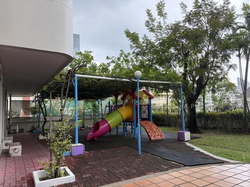 D.S. Tower 1 Sukhumvit 33, bangkok, Soi Phrom Chit, Khlong Tan Nua, Watthana, Bangkok, 3 Bedrooms, 250 sqm, Condo For Rent, by The Luxe Group, 500586918 - DDproperty.com