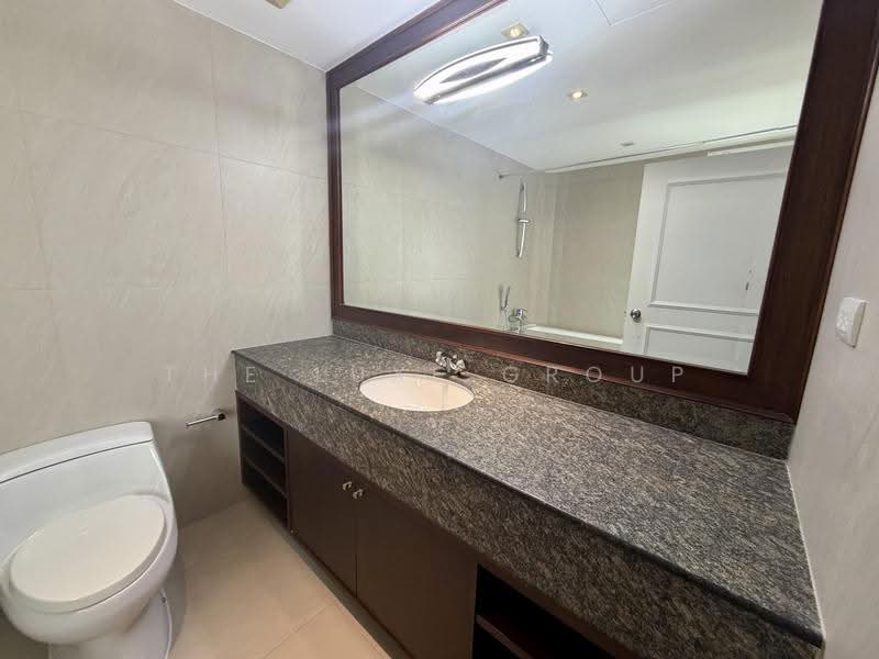 D.S. Tower 1 Sukhumvit 33, bangkok, Soi Phrom Chit, Khlong Tan Nua, Watthana, Bangkok, 3 Bedrooms, 250 sqm, Condo For Rent, by The Luxe Group, 500586918 - DDproperty.com