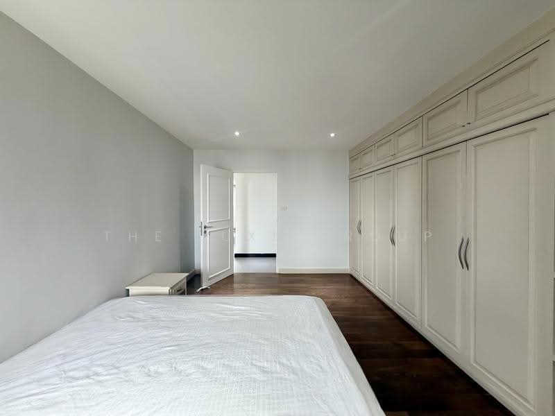 D.S. Tower 1 Sukhumvit 33, bangkok, Soi Phrom Chit, Khlong Tan Nua, Watthana, Bangkok, 3 Bedrooms, 250 sqm, Condo For Rent, by The Luxe Group, 500586918 - DDproperty.com