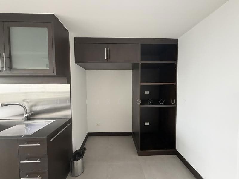 D.S. Tower 1 Sukhumvit 33, bangkok, Soi Phrom Chit, Khlong Tan Nua, Watthana, Bangkok, 3 Bedrooms, 250 sqm, Condo For Rent, by The Luxe Group, 500586918 - DDproperty.com