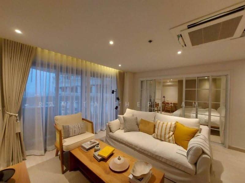 State Tower : อาคารสเตททาวเวอร์, กรุงเทพ, 1055 ถนนสีลม, สีลม, บางรัก, กรุงเทพ, 112 ตร.ม., คอนโด ให้เช่า, โดย Ramita Theptham, 500586945 - DDproperty.com