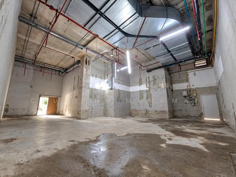 G-Floor Space for Rent on Sukhumvit Main Road | Walking Distance from BTS Nana, กรุงเทพ, BTS นานา, คลองเตยเหนือ, วัฒนา, กรุงเทพ, 117 ตร.ม., พื้นที่ขายของ ให้เช่า, โดย Chutinun Mungmai, 500587021 - DDproperty.com