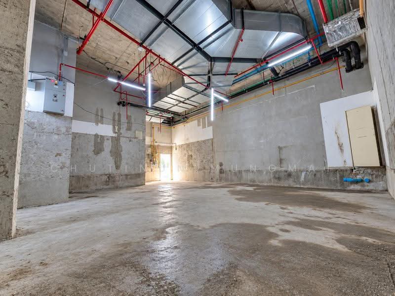G-Floor Space for Rent on Sukhumvit Main Road | Walking Distance from BTS Nana, กรุงเทพ, BTS นานา, คลองเตยเหนือ, วัฒนา, กรุงเทพ, 117 ตร.ม., พื้นที่ขายของ ให้เช่า, โดย Chutinun Mungmai, 500587021 - DDproperty.com