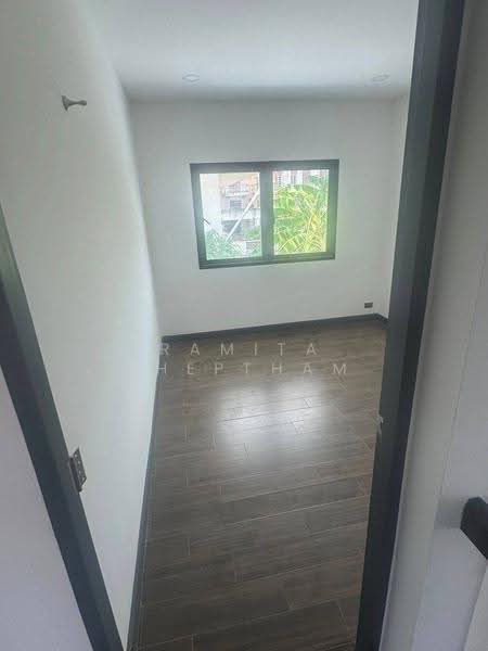 4-BR House, bangkok, Prawet, Bangkok, 4 Bedrooms, 180 sqm, Single Detached House For Rent, by Ramita Theptham, 500587080 - DDproperty.com