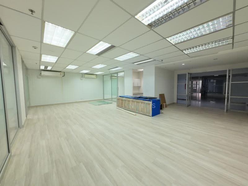 Chamnan Phenjati Business Center, bangkok, Huai Khwang, Bangkok, , 181 sqm, Office Space For Rent, by Khun Nest, 500587222 - DDproperty.com