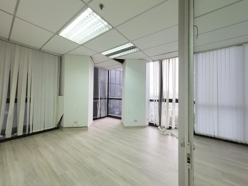 Chamnan Phenjati Business Center : อาคาร ชำนาญเพ็ญชาติ บิสเนสเซ็นเตอร์, กรุงเทพ, ห้วยขวาง, กรุงเทพ, 181 ตร.ม., สำนักงาน ให้เช่า, โดย Khun Nest, 500587222 - DDproperty.com