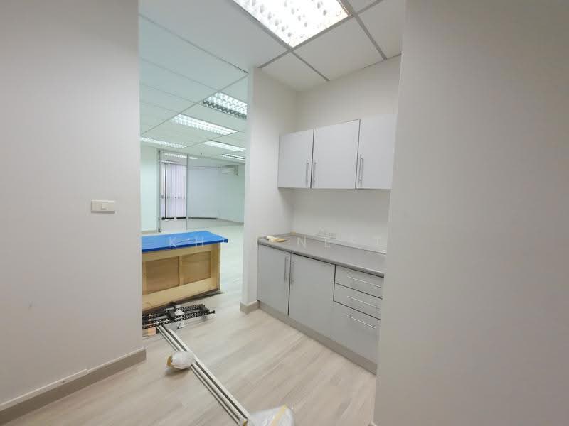 Chamnan Phenjati Business Center, bangkok, Huai Khwang, Bangkok, , 181 sqm, Office Space For Rent, by Khun Nest, 500587222 - DDproperty.com