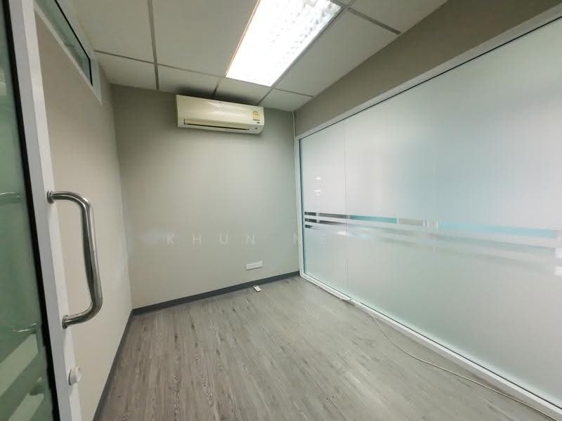 Chamnan Phenjati Business Center : อาคาร ชำนาญเพ็ญชาติ บิสเนสเซ็นเตอร์, กรุงเทพ, ห้วยขวาง, กรุงเทพ, 218 ตร.ม., สำนักงาน ให้เช่า, โดย Khun Nest, 500587255 - DDproperty.com