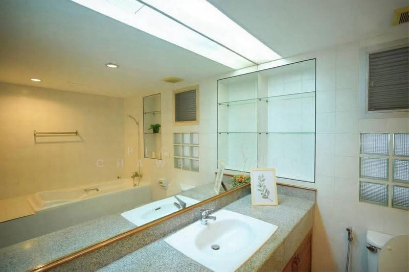 Ma Peng Seng Apartment, bangkok, Soi Sukhumvit 31, Khlongtoei Nua, Watthana, Bangkok, 2 Bedrooms, 180 sqm, Apartment For Rent, by Pichamon Chawbantard, 500587260 - DDproperty.com