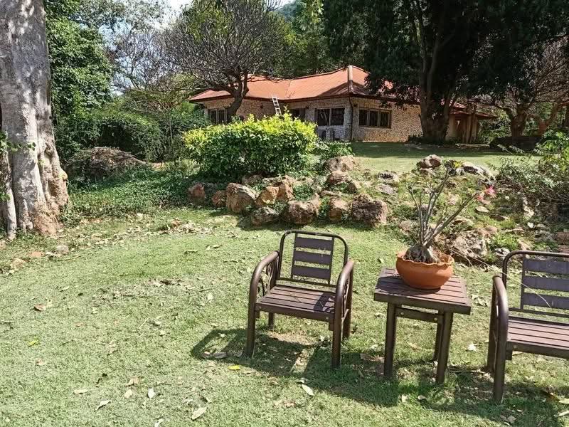 บ้านเดี่ยวพร้อมที่ดินแก่งกระจาน เพชรบุรี, phetchaburi, Kaeng Krachan, Phetchaburi, 6 Bedrooms, 200 sqm, Single Detached House For Sale, by The Best Property นาถ, 500587273 - DDproperty.com