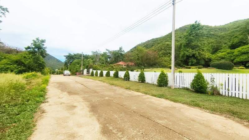 บ้านเดี่ยวพร้อมที่ดินแก่งกระจาน เพชรบุรี, phetchaburi, Kaeng Krachan, Phetchaburi, 6 Bedrooms, 200 sqm, Single Detached House For Sale, by The Best Property นาถ, 500587273 - DDproperty.com