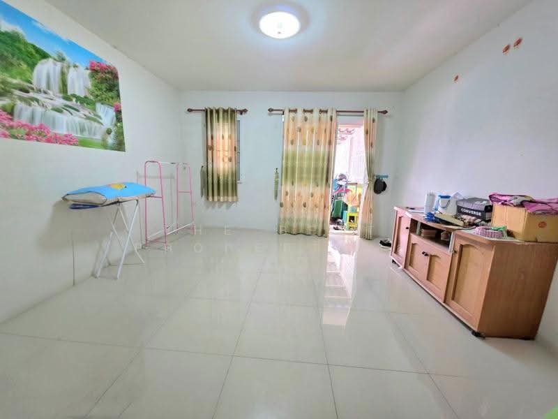 หมู่บ้านโกลเด้นโฮม4 เครือสหพัฒน์ (Golden Home4), ชลบุรี, หนองขาม, ศรีราชา, ชลบุรี, 150 ตร.ม., ทาวน์เฮ้าส์ ขาย, โดย The Best Property สุ, 500587308 - DDproperty.com