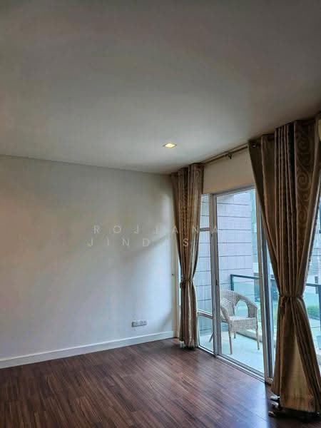 Town Avenue Srinagarindra, bangkok, Soi On Nut 68, Suan Luang, Bangkok, 3 Bedrooms, 185 sqm, Townhouse For Sale, by Rojjana Jindasri, 500587312 - DDproperty.com