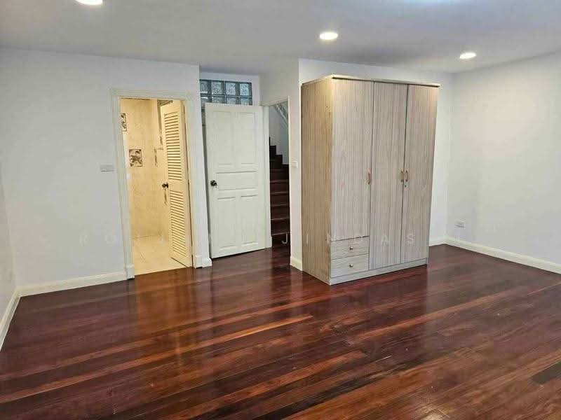 undefined, bangkok, Bang Kae Nua, Bang Khae, Bangkok, 3 Bedrooms, 260 sqm, Townhouse For Sale, by Rojjana Jindasri, 500587415 - DDproperty.com