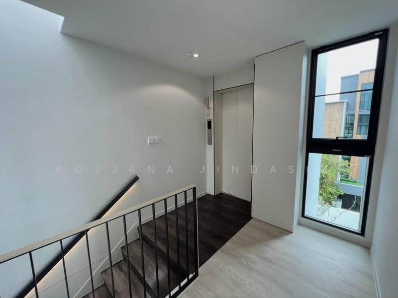 VIVE Krungthep Kreetha, bangkok, Krungthep Kreetha Road, Saphan Sung, Bangkok, 4 Bedrooms, 421 sqm, Single Detached House For Rent, by Rojjana Jindasri, 500587420 - DDproperty.com