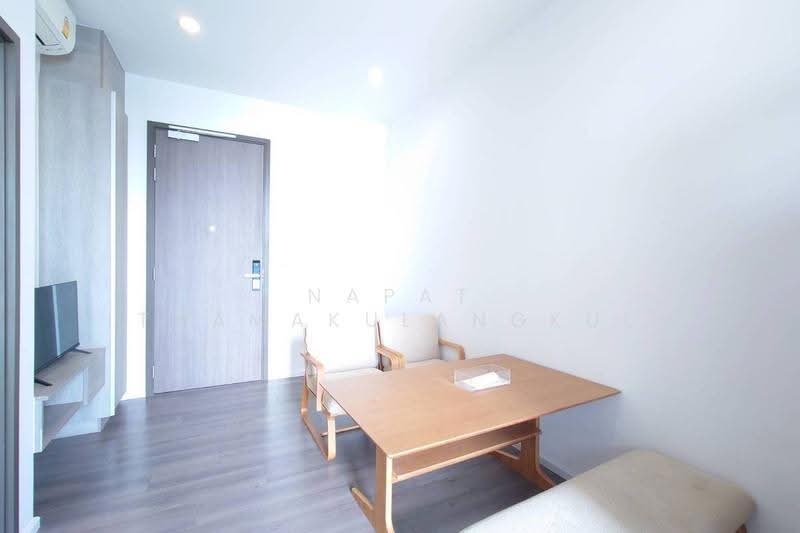 Whizdom Essence, bangkok, 5 Piyabutr 1 Alley, Bang Chak, Phra Khanong, Bangkok, 1 Bedroom, 35 sqm, Condo For Rent, by Napat Thamakulangkul, 500587481 - DDproperty.com