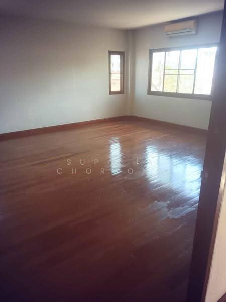 5-BR House, chon-buri, Bang Lamung, Bang Lamung (Pattaya), Chon Buri (Pattaya), 5 Bedrooms, 377 sqm, Single Detached House For Sale, by Supicha Chorjong, 500587522 - DDproperty.com