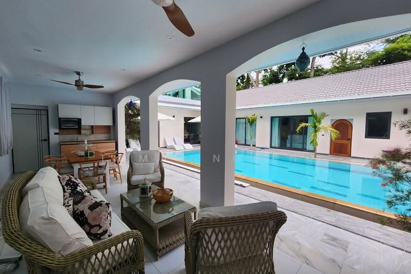 Mediterranean style luxury pool villa, phuket, Rawai, Muang Phuket, Phuket, 4 Bedrooms, 525 sqm, Villa For Sale, by Tomas Noren, 500587532 - DDproperty.com