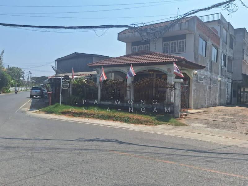 ขายหอพักสตรี 2 ชั้น 143 ตรว. ใกล้มหาวิทยาลัยราชภัฏมหาสารคาม อ.เมือง จ.มหาสารคาม, maha-sarakham, Talat, Muang Maha Sarakham, Maha Sarakham, , 572 sqm, Shophouse For Sale, by Paiwong Onna-nam, 500587563 - DDproperty.com