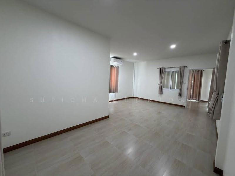 บ้าน 2-ห้องนอน, ชลบุรี, หนองรี, เมืองชลบุรี, ชลบุรี, 200 ตร.ม., บ้านเดี่ยว ขาย, โดย Supicha Chorjong, 500587587 - DDproperty.com