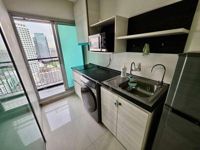 Life Ratchadapisek, bangkok, 279 Ratchadapisaek Road, Huai Khwang, Bangkok, 2 Bedrooms, 46 sqm, Condo For Rent, by Napat Thamakulangkul, 500587591 - DDproperty.com