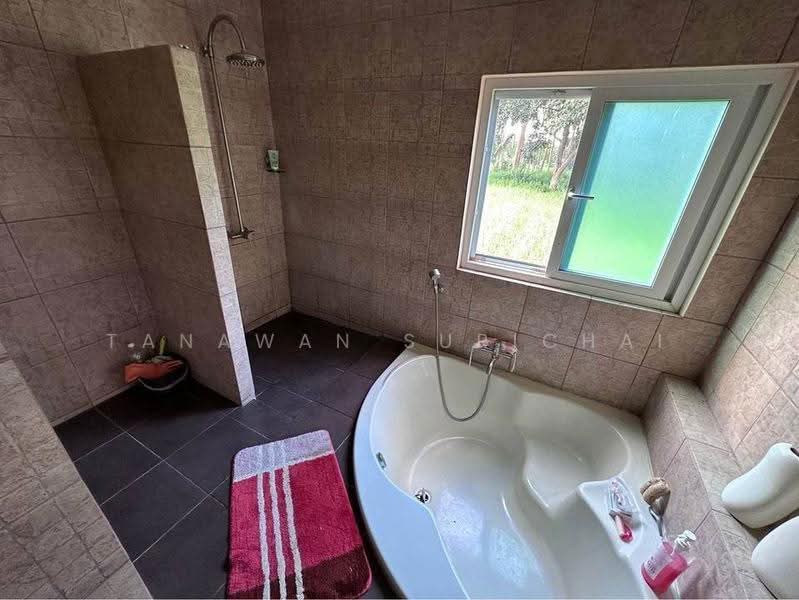 4-BR House, chon-buri, Bo Win, Si Racha, Chon Buri (Pattaya), 4 Bedrooms, 445 sqm, Single Detached House For Sale, by Tanawan Surichai, 500587626 - DDproperty.com