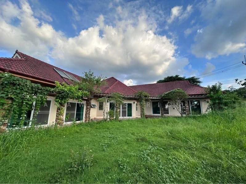 4-BR House, chon-buri, Bo Win, Si Racha, Chon Buri (Pattaya), 4 Bedrooms, 445 sqm, Single Detached House For Sale, by Tanawan Surichai, 500587626 - DDproperty.com