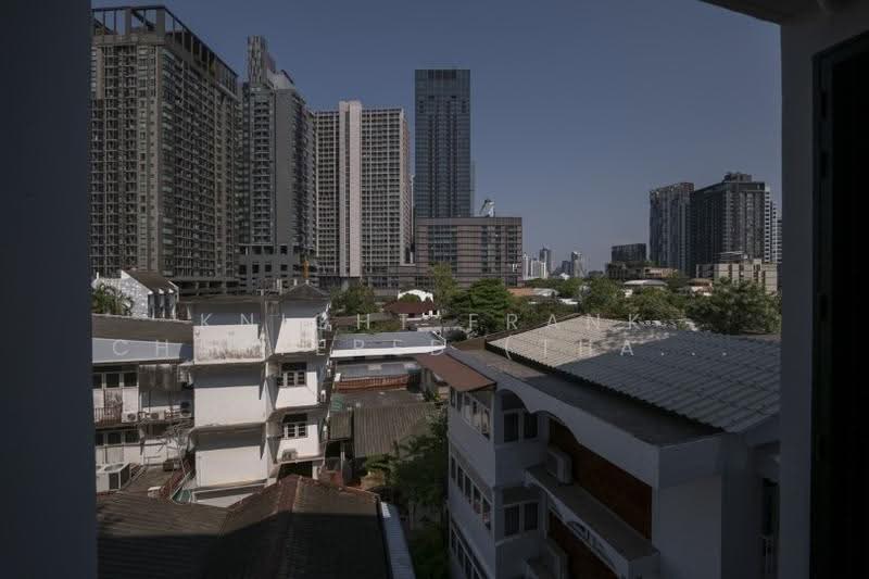Via 34, bangkok, 15 Soi Sukhumvit 34, Khong Tan, Khlong Toei, Bangkok, 2 Bedrooms, 87 sqm, Condo For Rent, by Knight Frank Chartered (Thailand) Co.,Ltd, 500587631 - DDproperty.com