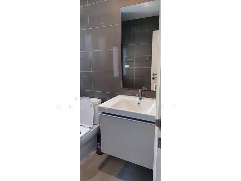 Bridge Sathorn-Narathiwas, bangkok, 7 Naradhiwas Rajanagarindra Rd, Chong Nonsi, Yan Nawa, Bangkok, 1 Bedroom, 34 sqm, Condo For Sale, by Pichamon Chawbantard, 500587654 - DDproperty.com