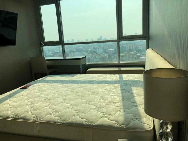 Life Ratchadapisek, bangkok, 279 Ratchadapisaek Road, Huai Khwang, Bangkok, 2 Bedrooms, 56 sqm, Condo For Sale, by Sannop Phongpraphan, 500587659 - DDproperty.com
