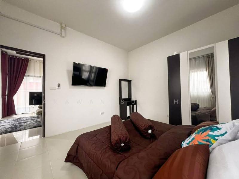 Baan Dusit Pattaya Lake, chon-buri, Entrance Road, Huai Yai, Bang Lamung (Pattaya), Chon Buri (Pattaya), 3 Bedrooms, 190 sqm, Single Detached House For Sale, by Tanawan Surichai, 500587671 - DDproperty.com