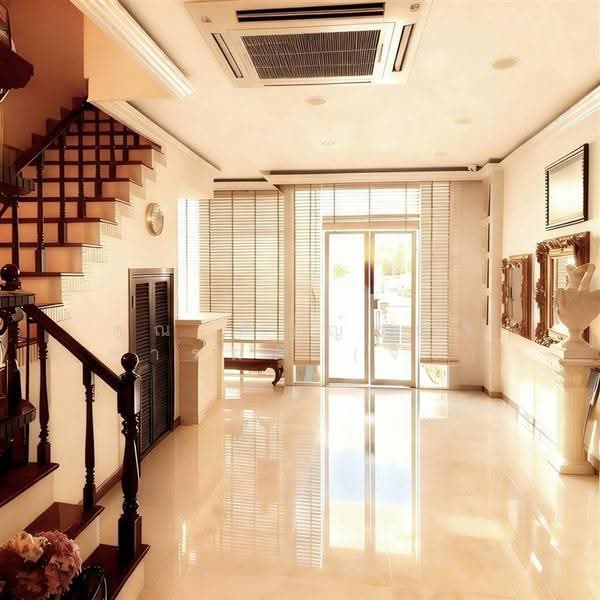 พรีเมี่ยม เพลส 5 เอกมัย-รามอินทรา (Premium Place 5 Ekamai-Ramintra ), bangkok, ถนนรามอินทรา, Nuan Chan, Bueng Kum, Bangkok, 4 Bedrooms, 200 sqm, Townhouse For Sale, by คุณ กัญญ์ชญา คารมดี (จิ๋ว), 500587680 - DDproperty.com