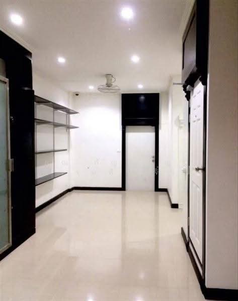 พรีเมี่ยม เพลส 5 เอกมัย-รามอินทรา (Premium Place 5 Ekamai-Ramintra ), กรุงเทพ, ถนนรามอินทรา, นวลจันทร์, บึงกุ่ม, กรุงเทพ, 200 ตร.ม., ทาวน์เฮ้าส์ ขาย, โดย คุณ กัญญ์ชญา คารมดี (จิ๋ว), 500587680 - DDproperty.com