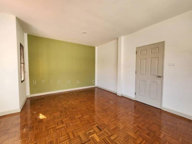บ้าน 3-ห้องนอน, ชลบุรี, ห้วยกะปิ, เมืองชลบุรี, ชลบุรี, 144 ตร.ม., บ้านเดี่ยว ขาย, โดย Supicha Chorjong, 500587702 - DDproperty.com