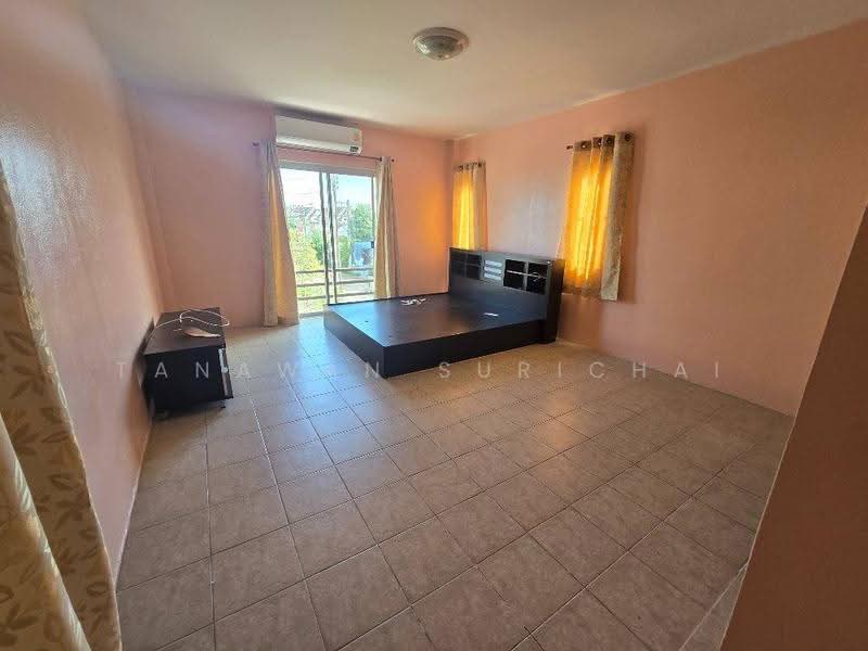 2-BR House, chon-buri, Nong - Kham, Si Racha, Chon Buri (Pattaya), 2 Bedrooms, 93 sqm, Single Detached House For Sale, by Tanawan Surichai, 500587838 - DDproperty.com