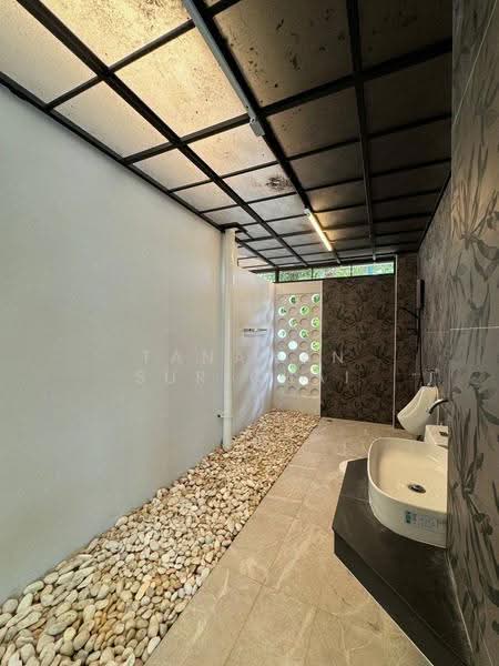 3-BR Villa, chon-buri, Sattahip, Chon Buri (Pattaya), 3 Bedrooms, 343 sqm, Villa For Sale, by Tanawan Surichai, 500587976 - DDproperty.com