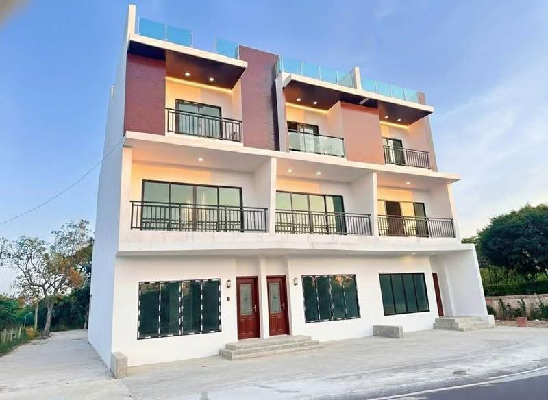undefined, prachuap-khiri-khan, Thap Tai, Hua Hin, Prachuap Khiri Khan, 4 Bedrooms, 580 sqm, Townhouse For Sale, by Nithiroj Thipsukum, 500587990 - DDproperty.com
