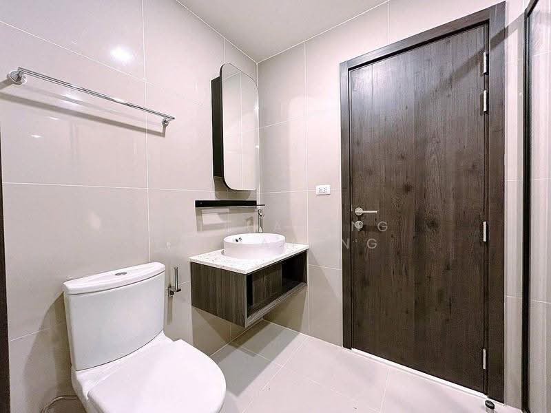 XT Huaikhwang, bangkok, 244 Ratchadaphisek Road, Huai Khwang, Bangkok, 1 Bedroom, 35 sqm, Condo For Rent, by Natthapong Laomahong, 500587991 - DDproperty.com