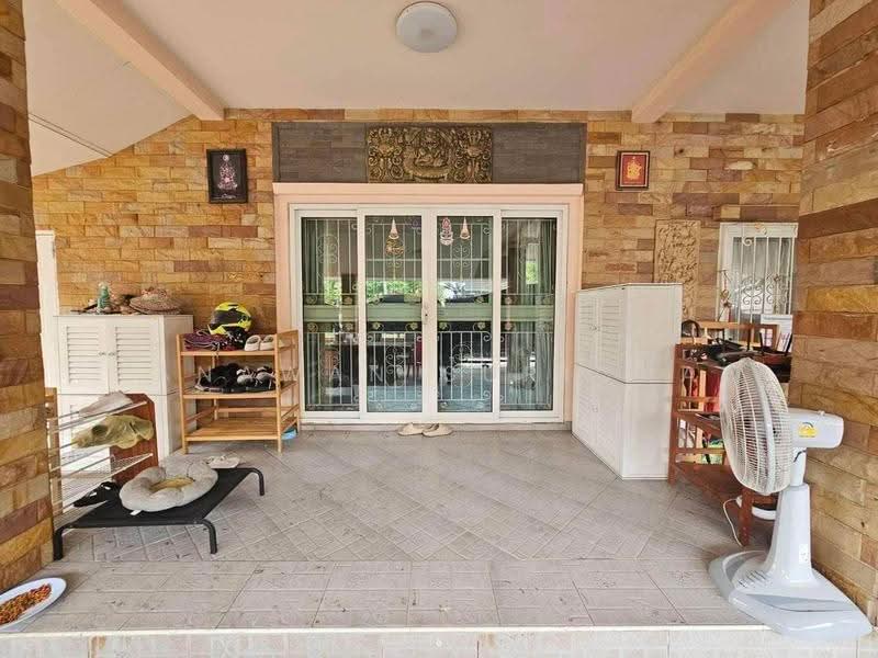 5-BR House, chon-buri, Nong Pru, Bang Lamung (Pattaya), Chon Buri (Pattaya), 5 Bedrooms, 448 sqm, Single Detached House For Sale, by Tanawan Surichai, 500588026 - DDproperty.com
