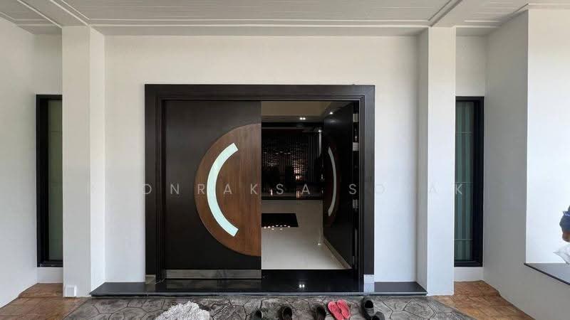 5-BR Townhouse, bangkok, Khong Tan, Khlong Toei, Bangkok, 5 Bedrooms, 264 sqm, Townhouse For Rent, by Boonraksa Sopak, 500588275 - DDproperty.com