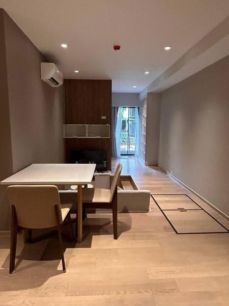 Runesu Thonglor 5, bangkok, 82 Padi Madi Alley, Khlong Tan Nua, Watthana, Bangkok, 1 Bedroom, 43 sqm, Condo For Sale, by Anthea Khwanngam, 500588280 - DDproperty.com