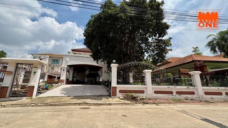 Ladawan Srinakarin, samut-prakan, Srinakarin Road, Bang Kaeo, Bang Plee, Samut Prakan, 3 Bedrooms, 300 sqm, Single Detached House For Sale, by ธัชเวท จิระติวานนท์, 500588296 - DDproperty.com