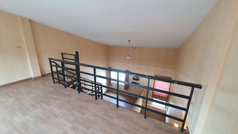The Attic Lite Chaengwattana, nonthaburi, Soi Si Chai Thong 29/2, Bang Talat, Pak Kret, Nonthaburi, 3 Bedrooms, 200 sqm, Townhouse For Sale, by ภวิษย์พร โรจนเกียรติกุล, 500588297 - DDproperty.com