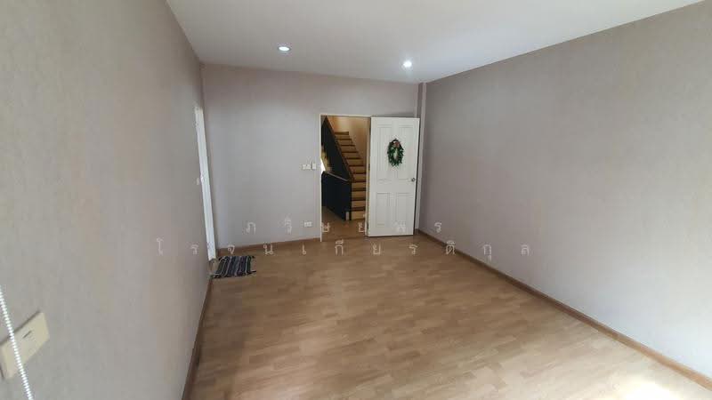The Attic Lite Chaengwattana, nonthaburi, Soi Si Chai Thong 29/2, Bang Talat, Pak Kret, Nonthaburi, 3 Bedrooms, 200 sqm, Townhouse For Sale, by ภวิษย์พร โรจนเกียรติกุล, 500588297 - DDproperty.com