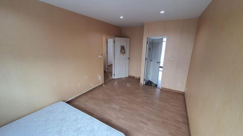 The Attic Lite Chaengwattana, nonthaburi, Soi Si Chai Thong 29/2, Bang Talat, Pak Kret, Nonthaburi, 3 Bedrooms, 200 sqm, Townhouse For Sale, by ภวิษย์พร โรจนเกียรติกุล, 500588297 - DDproperty.com